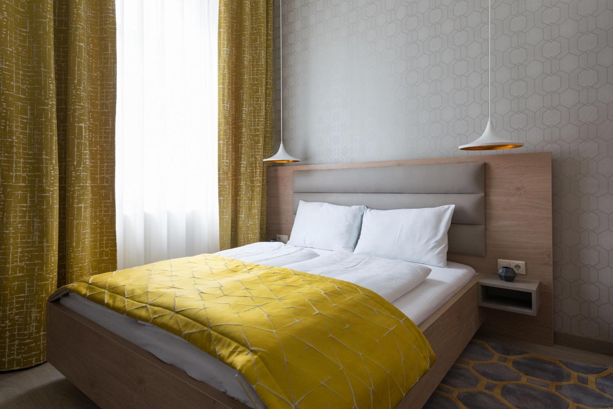 Paulay Deluxe Suites By Corall Будапеща Екстериор снимка